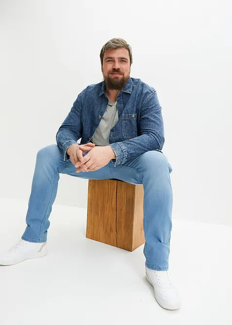 Jeans leggeri slim fit, straight, bonprix