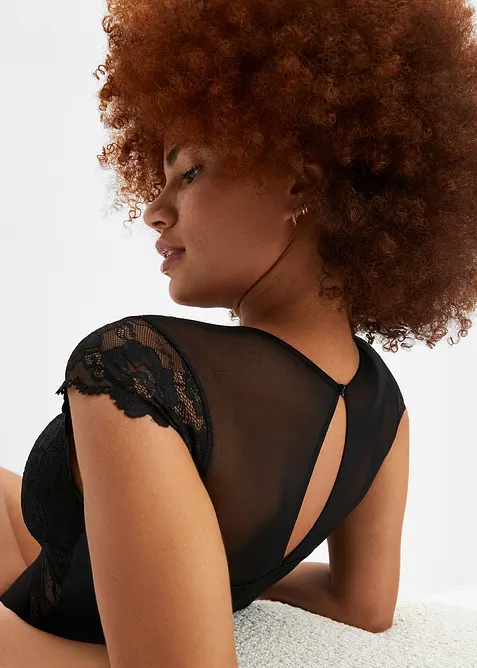 Body senza ferretto con pizzo delicato, bonprix