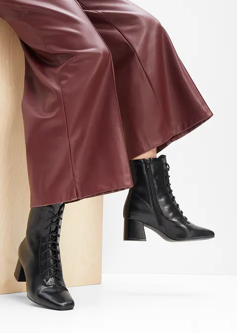 Stivaletti stringati con tacco a blocco, bonprix