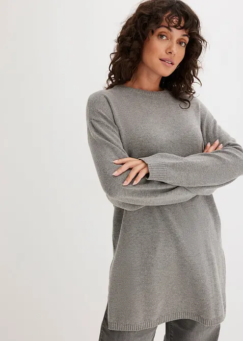 Maglione lungo in filato fine con spacchi laterali in misto viscosa, bonprix