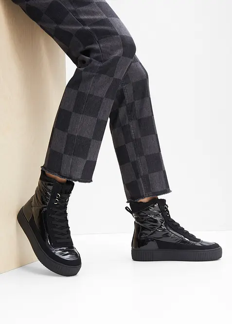 Scarponcini stringati foderati, bonprix