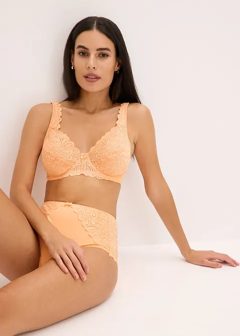 Slip modellante con pizzo delicato, bonprix