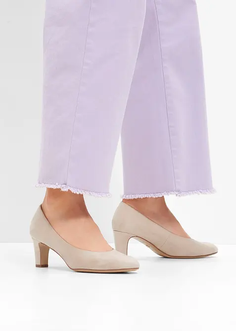 D&eacute;collet&eacute; Tamaris, Tamaris