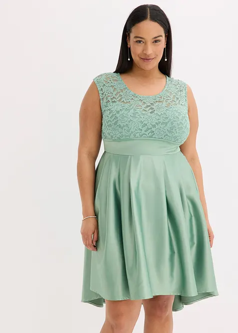 Abito asimmetrico in satin lucido con pizzo, bonprix