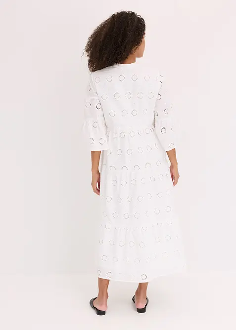 Abito lungo in puro cotone con ricami traforati, bonprix