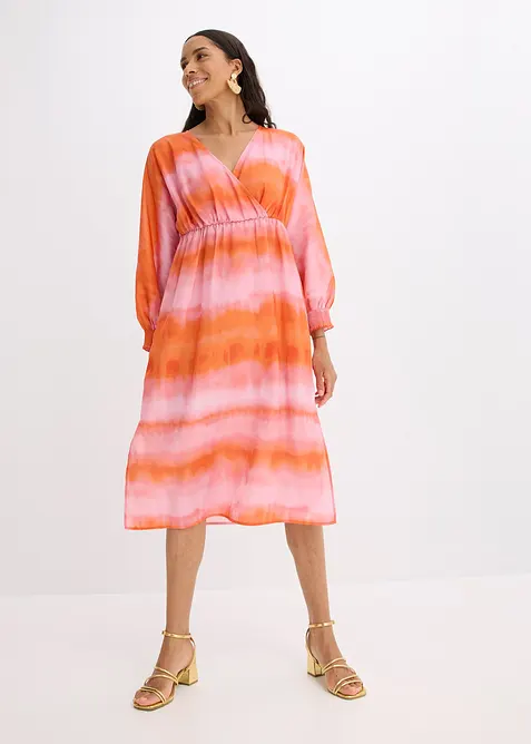 Abito midi in satin con fantasia batik, bonprix