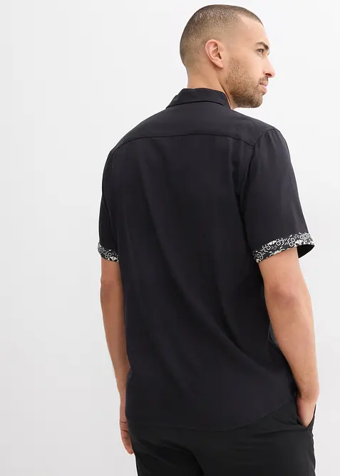 Camicia a maniche corte in viscosa, slim fit, bonprix