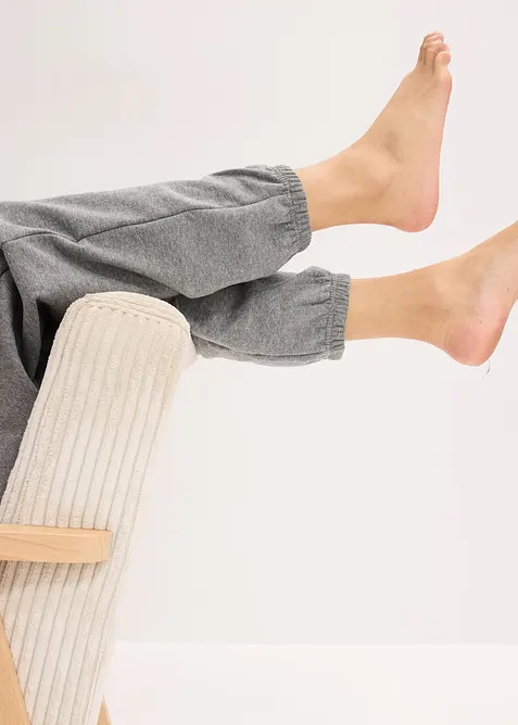 Pantaloni loungewear in felpa con tasche, bonprix