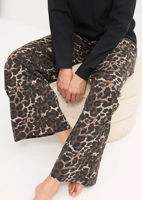 Pigiama con maglia a costine e pantaloni larghi, bonprix