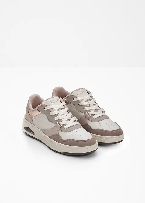 Sneaker Skechers, Skechers