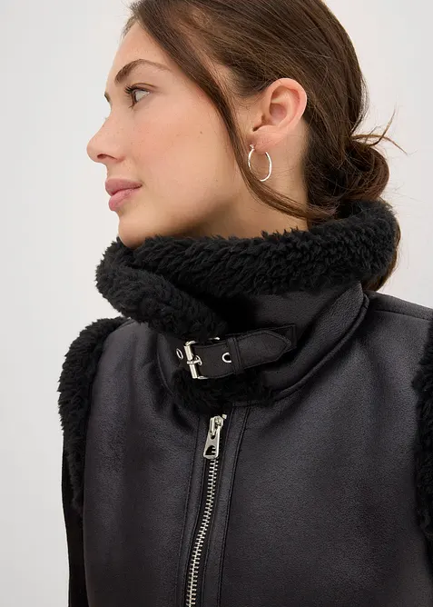 Gilet in similpelle, bonprix