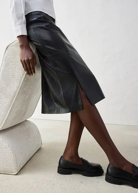 Gonna in pelle con spacco, bonprix