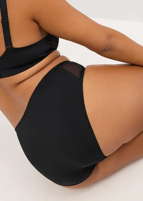 Slip alto con ricami, bonprix