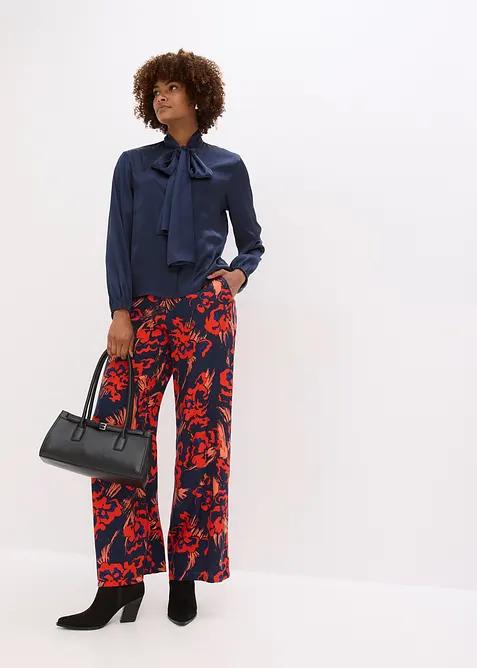 Camicetta con fiocco in satin fluente, bonprix