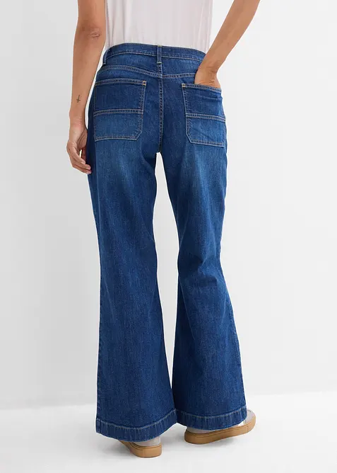 Jeans wide leg con tasche applicate, vita media, bonprix