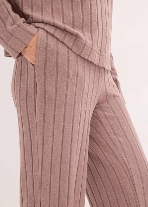 Tuta da casa oversize in morbida maglia a coste, bonprix