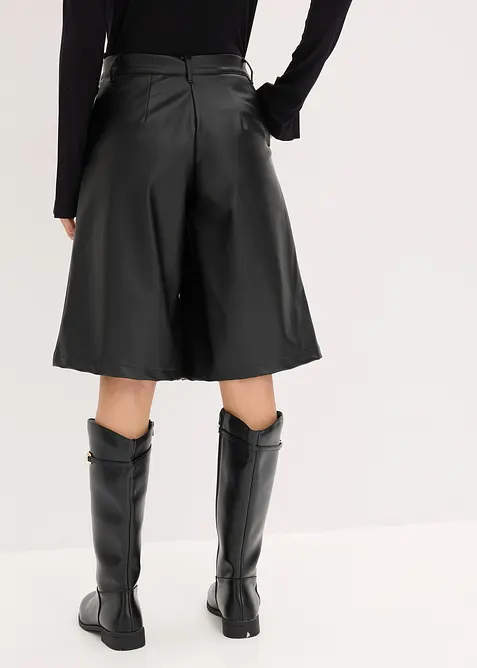 Bermuda in similpelle, bonprix