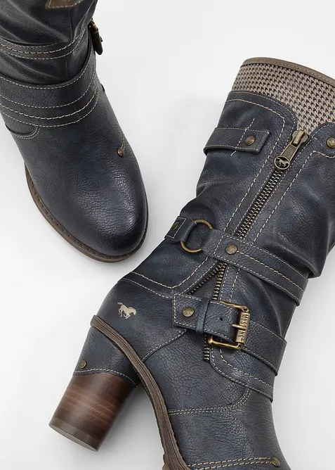 Stivali Mustang, Mustang