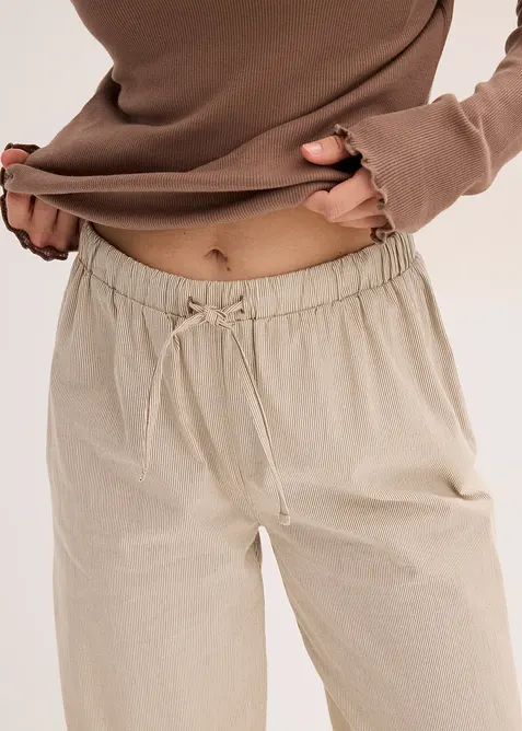 Tuta da casa con maglia a coste e pantaloni in tessuto, bonprix