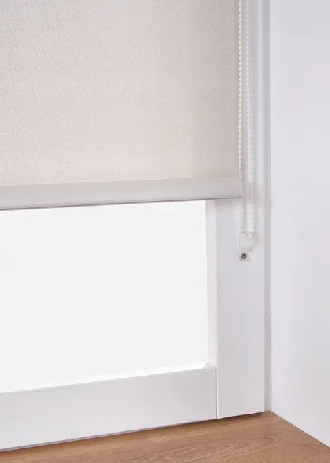 Tenda a rullo filtrante con leggero effetto lucido, bonprix