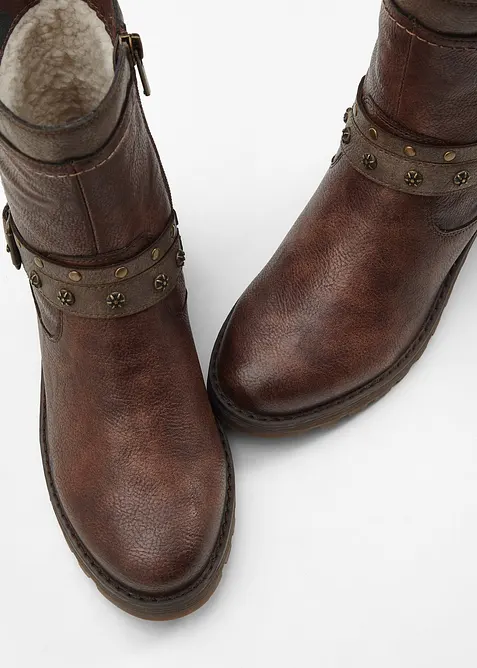 Scarponcini Mustang, Mustang