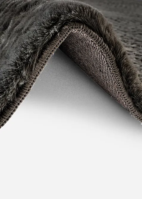 Tappeto in pelliccia sintetica dalla superficie morbida, bonprix