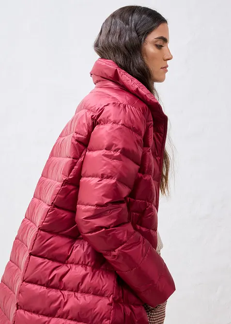 Piumino lungo con piume riciclate, bonprix