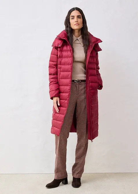 Piumino lungo con piume riciclate, bonprix