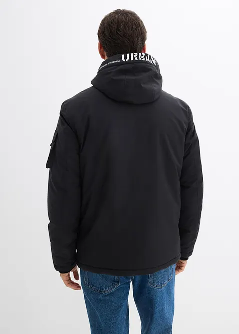 Giacca invernale con cappuccio e tante tasche funzionali, bonprix