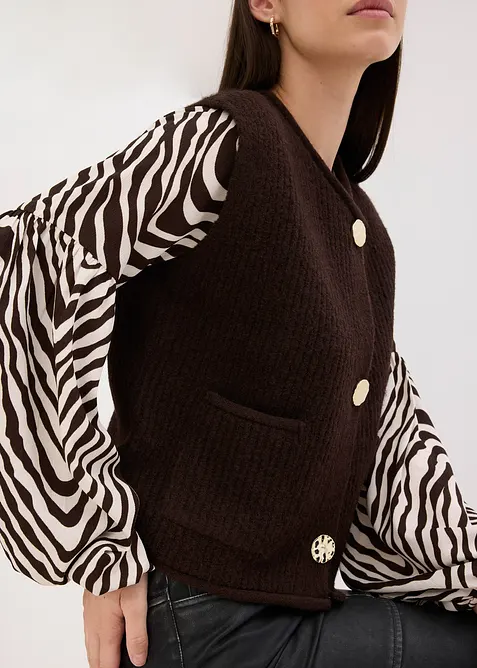 Gilet in maglia con bottoni decorativi, bonprix