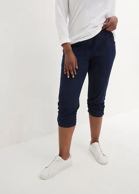 Pantaloni capri di misto cotone con cinta comoda, bonprix