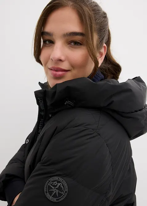 Piumino lungo con fodera in fantasia idrorepellente, bonprix