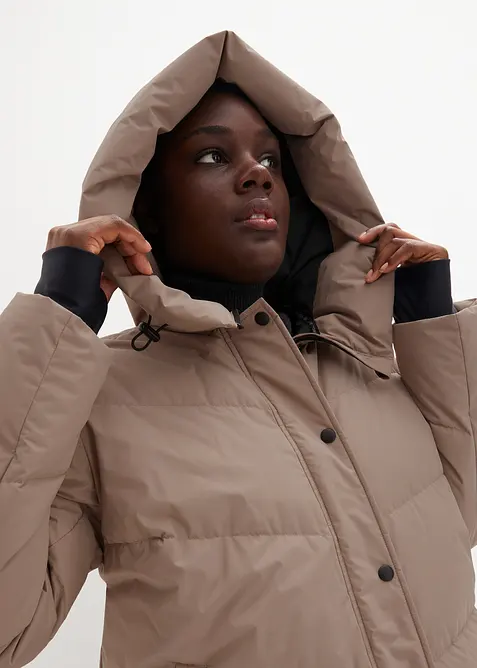 Piumino lungo con fodera in fantasia idrorepellente, bonprix