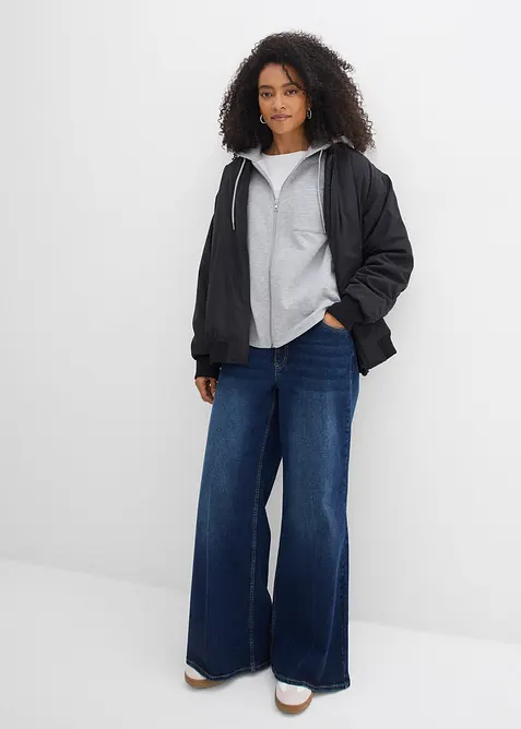 Felpa con zip, cappuccio e poliestere riciclato, bonprix