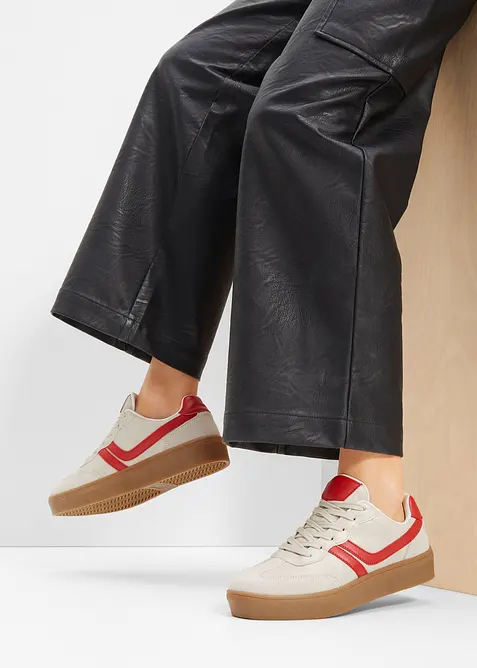 Sneaker con plateau in stile retr&ograve;, bonprix