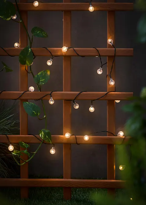 Catena luminosa solare con 50 sfere LED piccole, bonprix