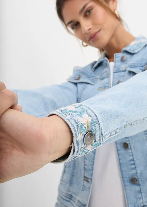 Giacca di jeans ricamata, bonprix