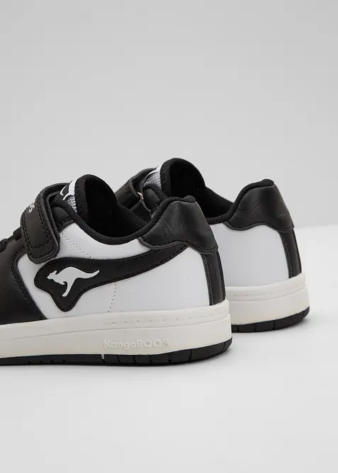 Sneaker Kangaroos, Kangaroos