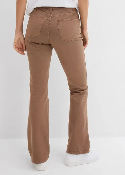 Jeans bootcut con ricami, bonprix