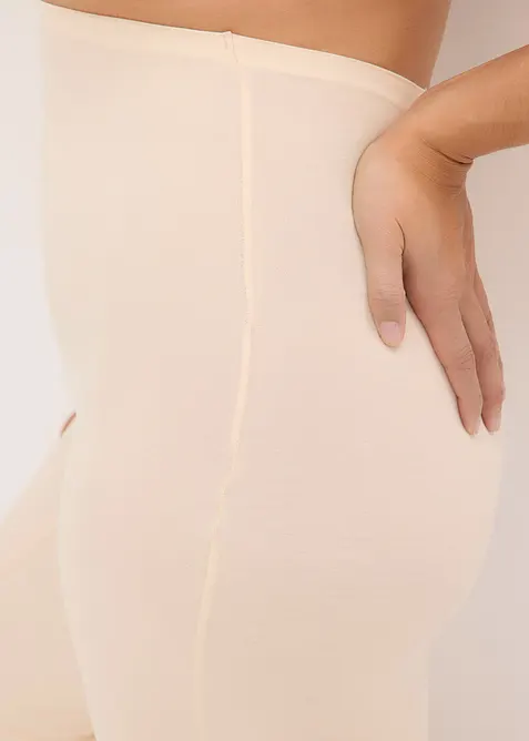 Pantaloncini in cotone con effetto modellante leggero, bonprix