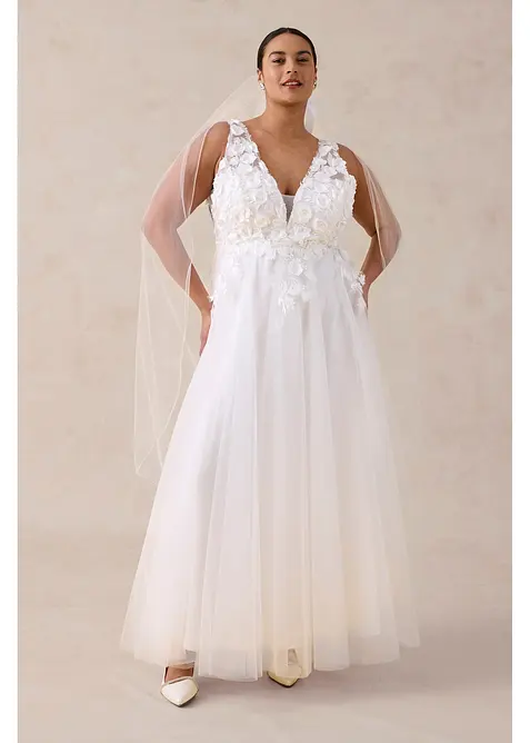 Abito da sposa in tulle delicato con pizzo floreale, bonprix