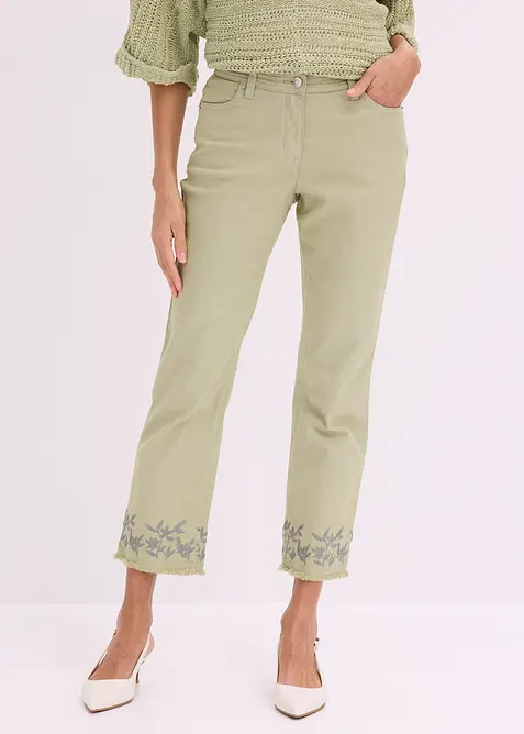 Pantaloni in twill con ricami, bonprix