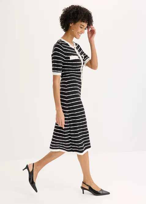 Abito in maglia di viscosa con bottoni, bonprix