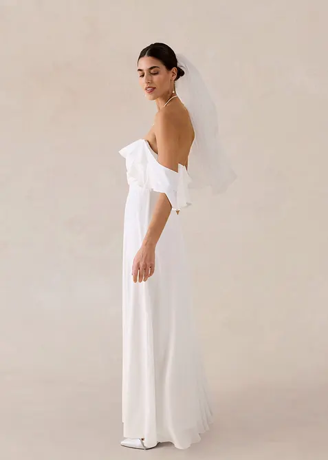 Abito da sposa in fine chifon con drappeggio, bonprix
