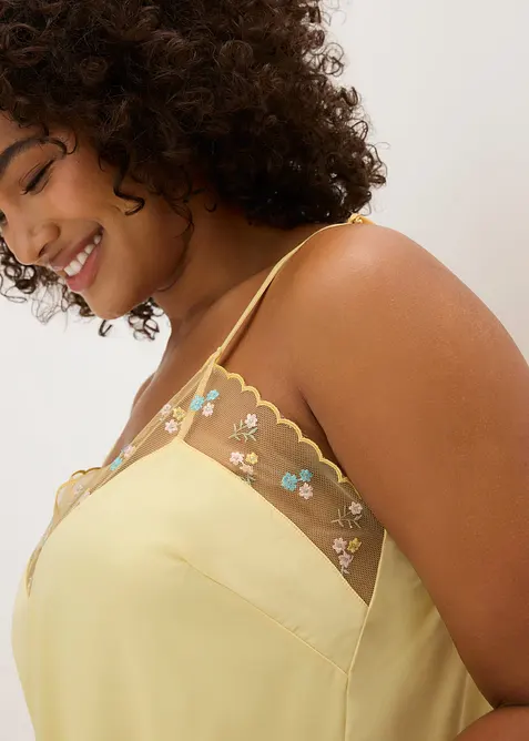 Sottoveste di satin con ricamo delicato, bonprix