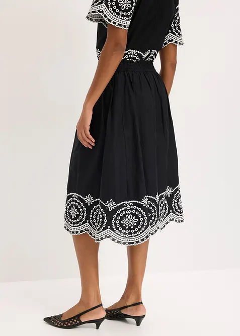 Gonna midi in puro cotone con ricami traforati, bonprix