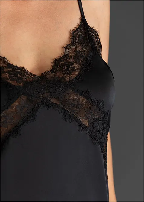 N&eacute;glig&eacute; in satin con pizzo delicato, bonprix