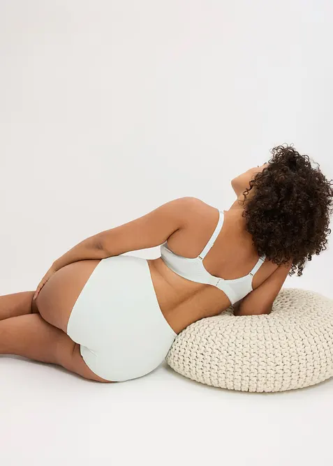 Slip modellante con delicato ricamo, bonprix