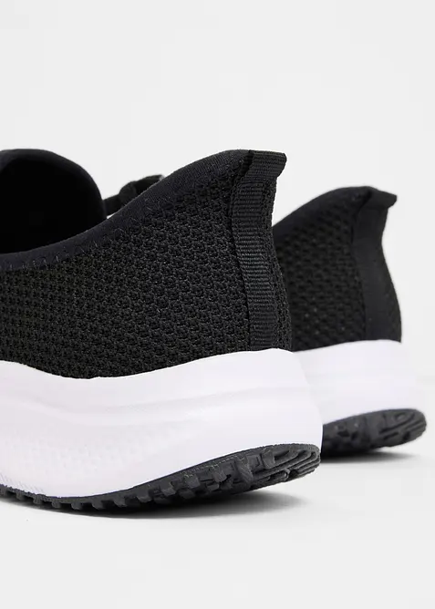 Sneaker comode in materiale morbido, bonprix
