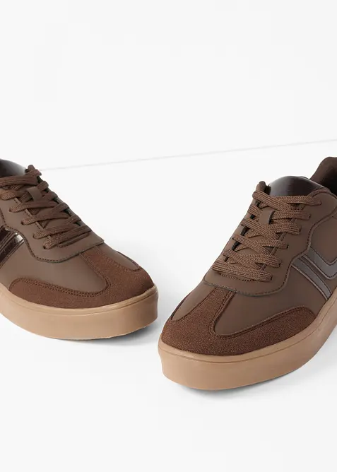 Sneaker con plateau in stile retr&ograve;, bonprix